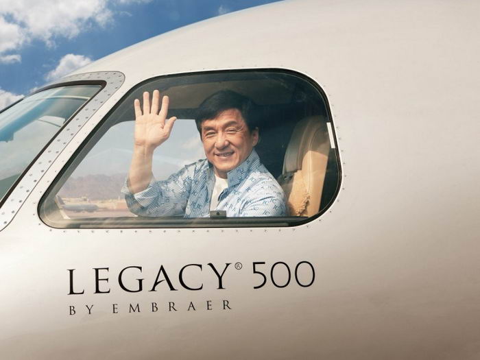 jackie-chan-private-jet-18